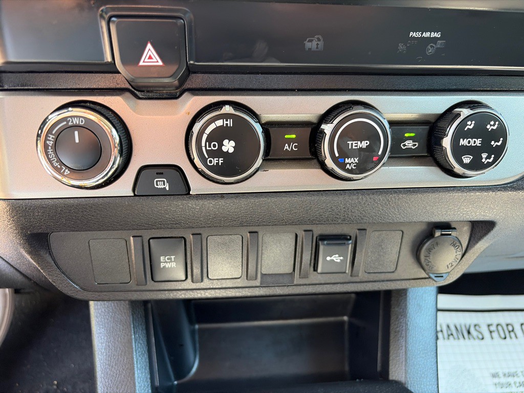 2020 Toyota Tacoma Image 18