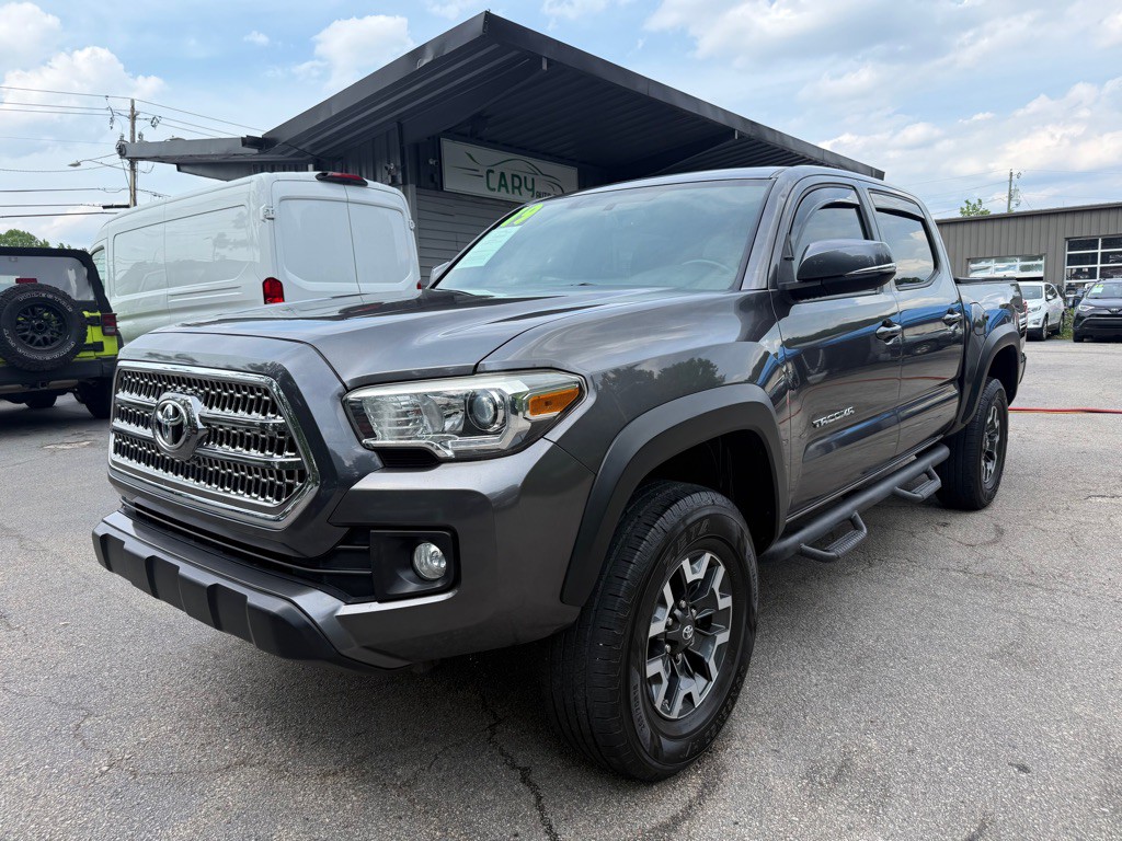 2016 Toyota Tacoma Image 1
