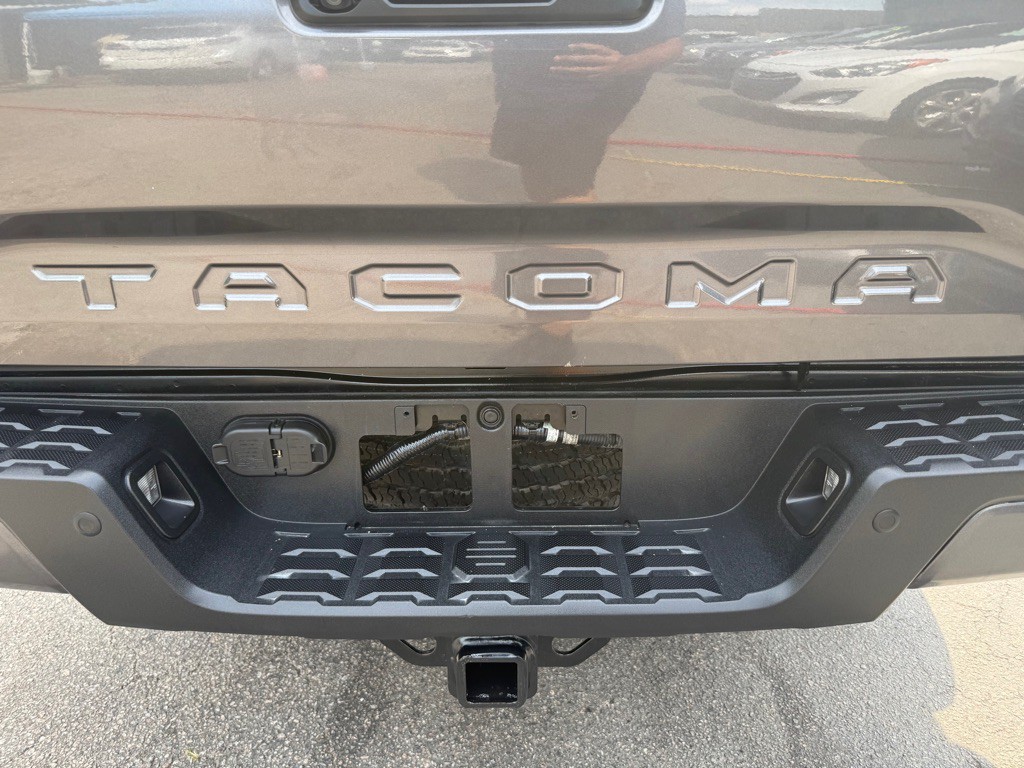 2016 Toyota Tacoma Image 33