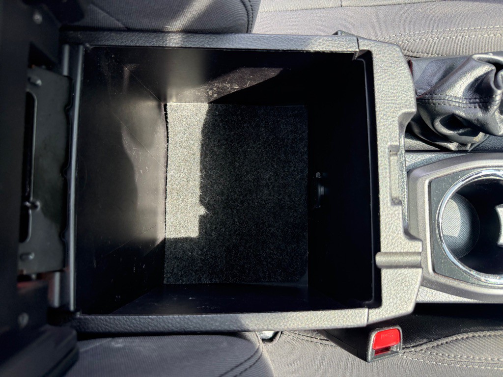 2016 Toyota Tacoma Image 40