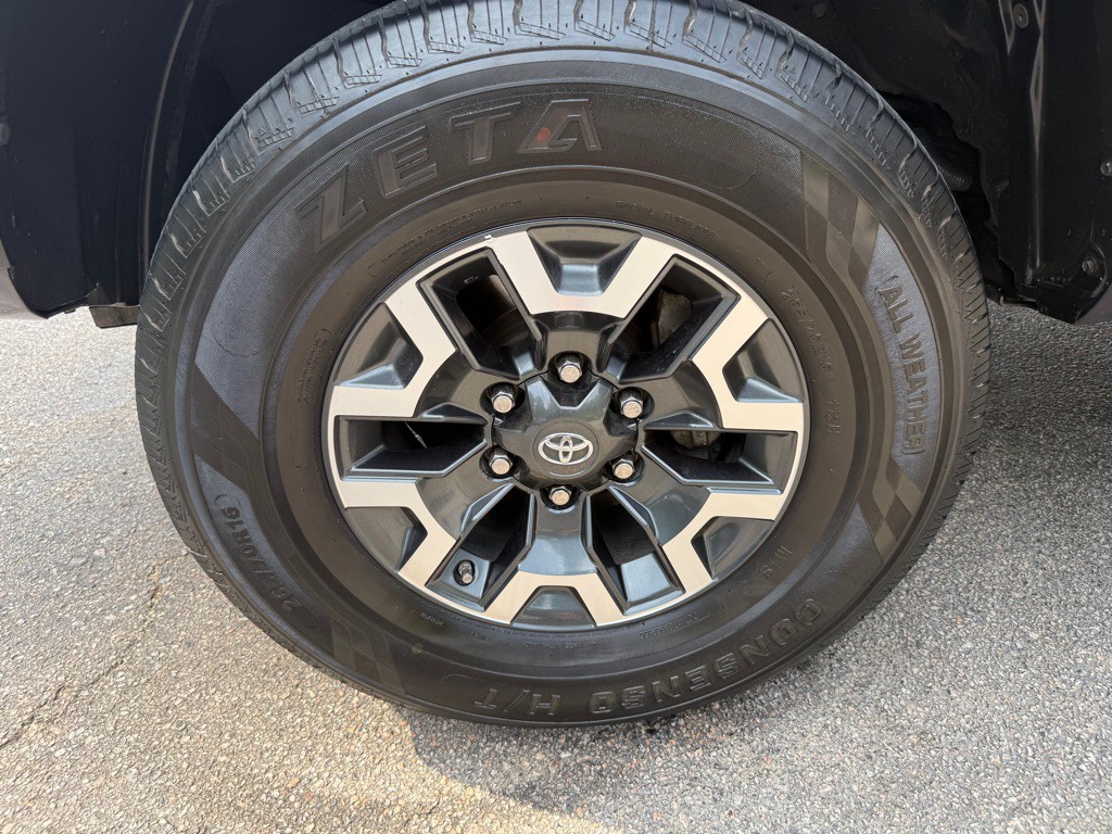 2016 Toyota Tacoma Image 41
