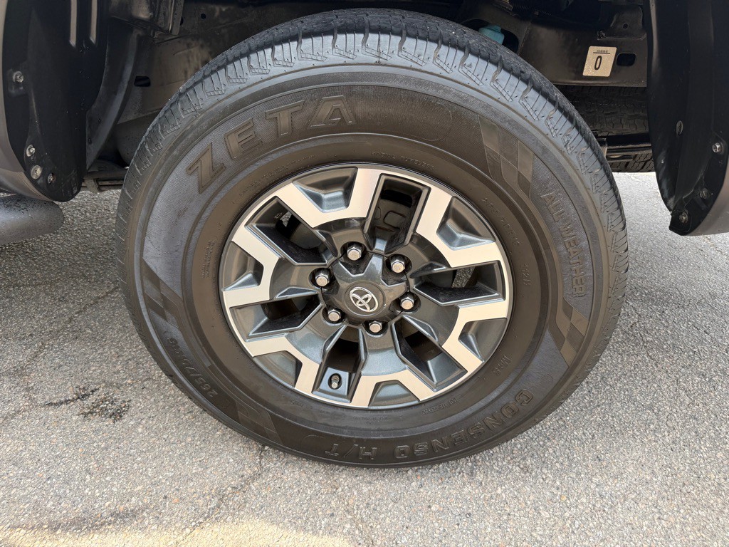 2016 Toyota Tacoma Image 42
