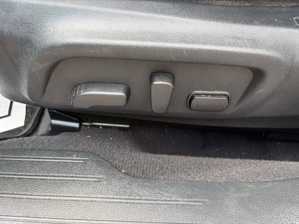 2017 Subaru Outback Image 12