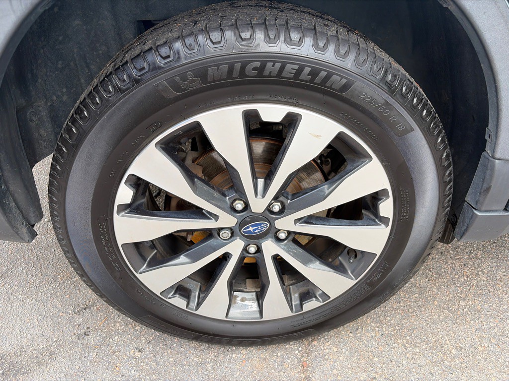 2017 Subaru Outback Image 32