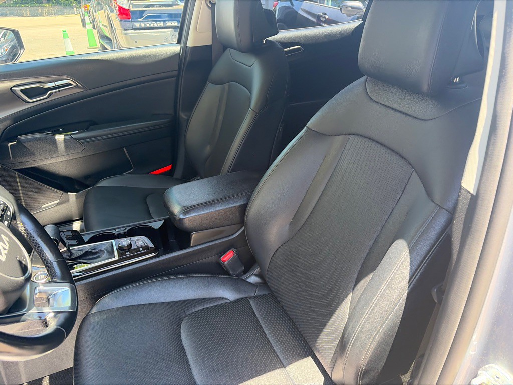 2023 Kia Sportage Image 5