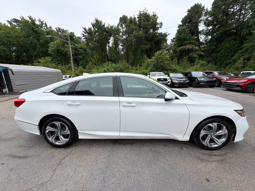 2018 Honda Accord Image 8