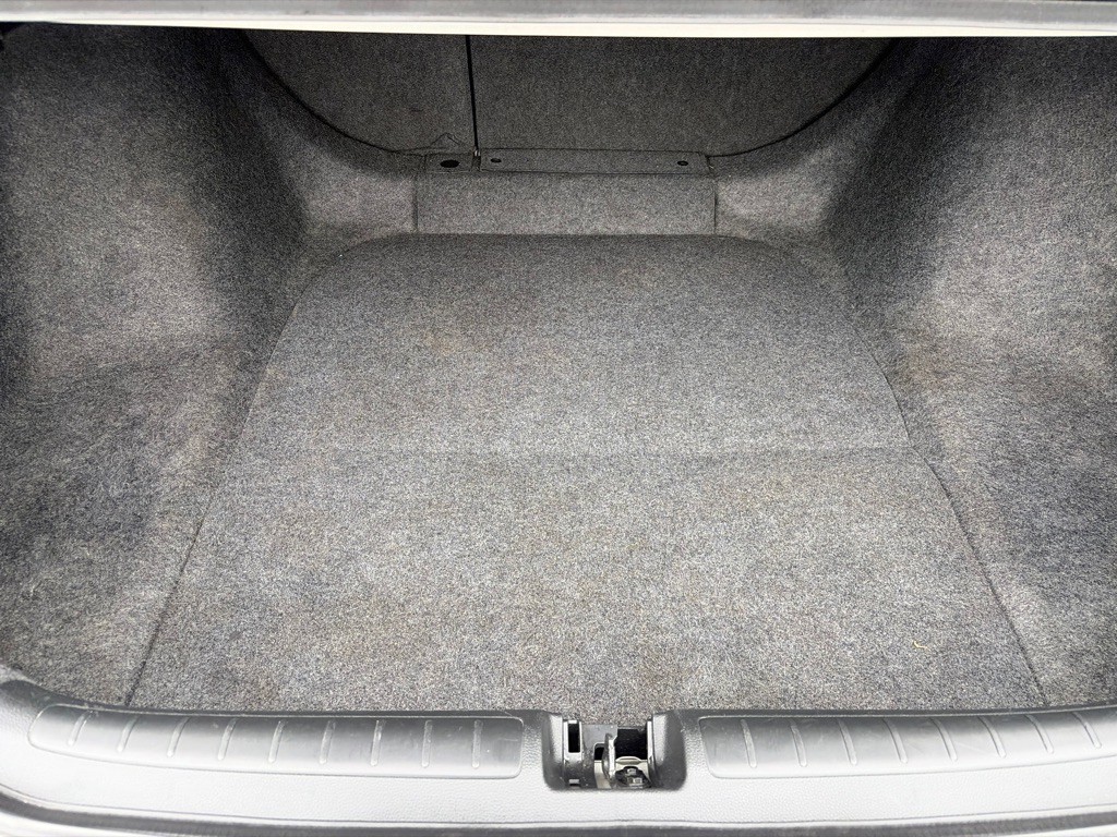 2018 Honda Accord Image 24