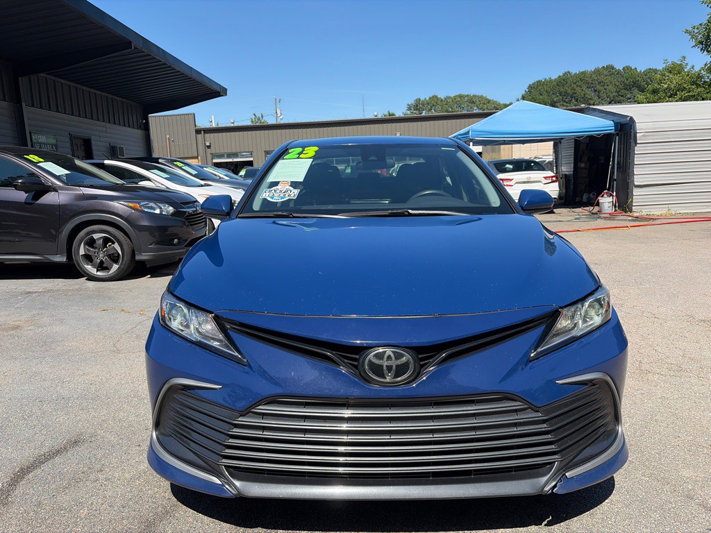 2023 Toyota Camry Image 2