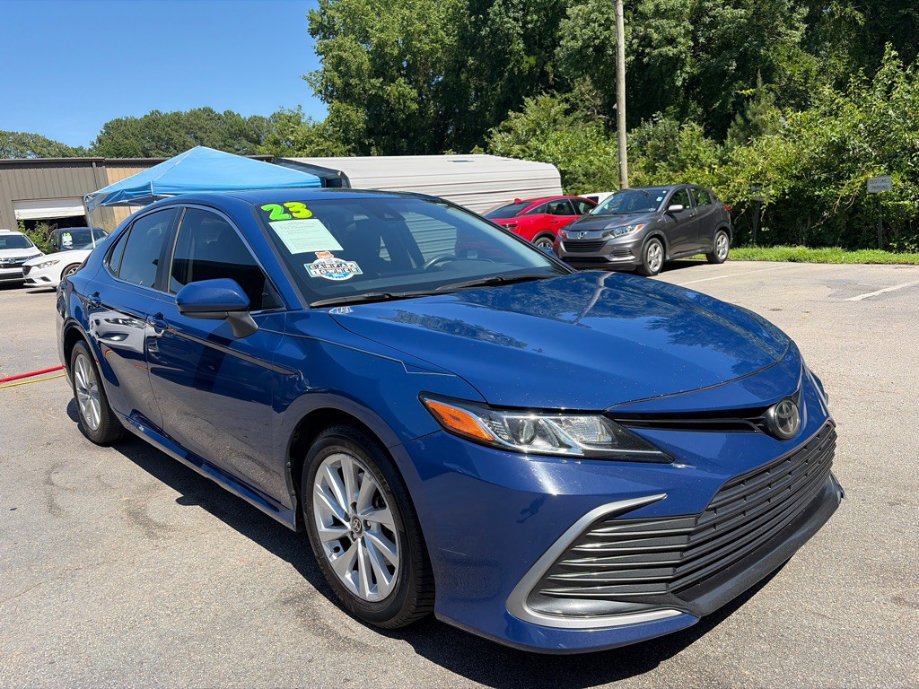 2023 Toyota Camry Image 3