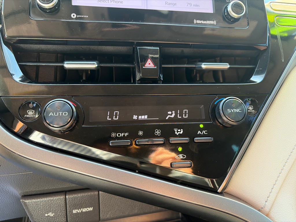 2023 Toyota Camry Image 15