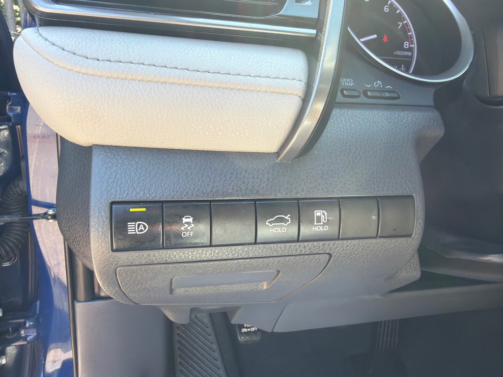 2023 Toyota Camry Image 19