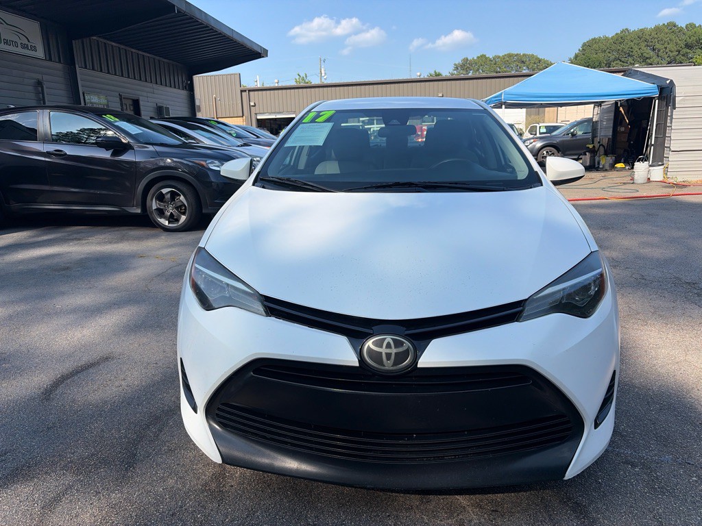 2017 Toyota Corolla Image 2