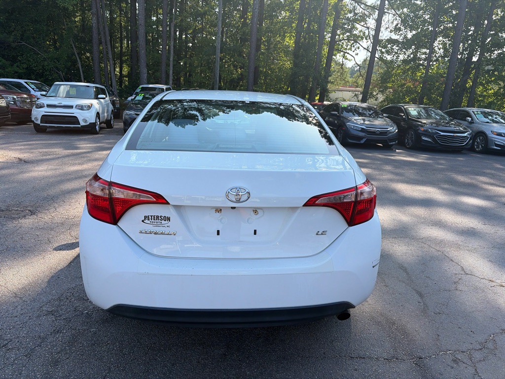 2017 Toyota Corolla Image 5