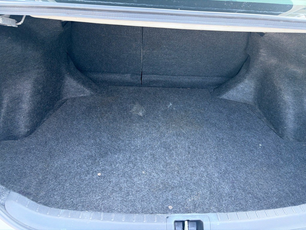 2017 Toyota Corolla Image 19