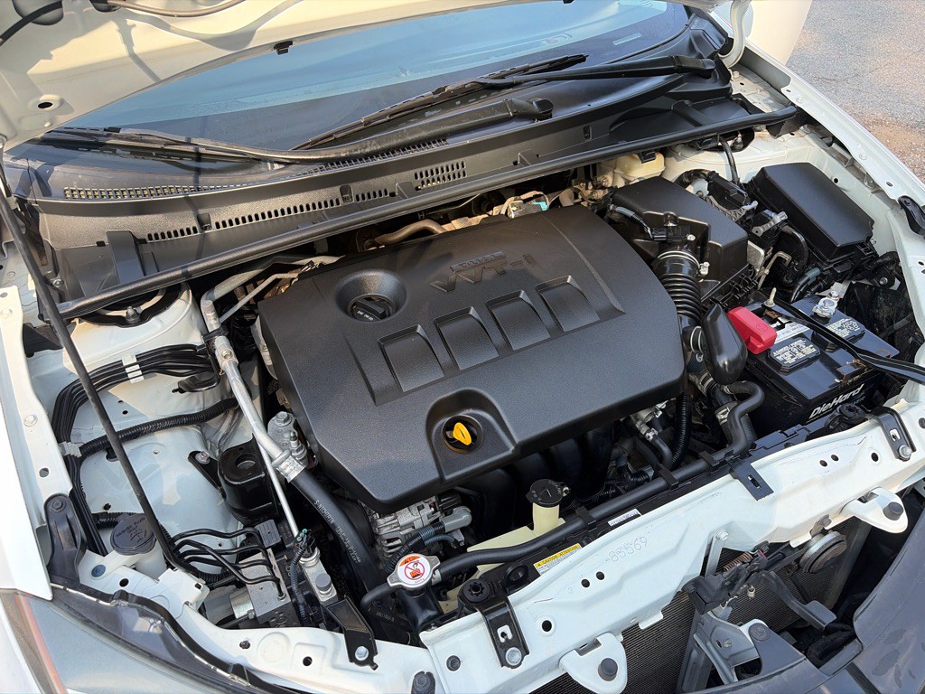 2017 Toyota Corolla Image 20