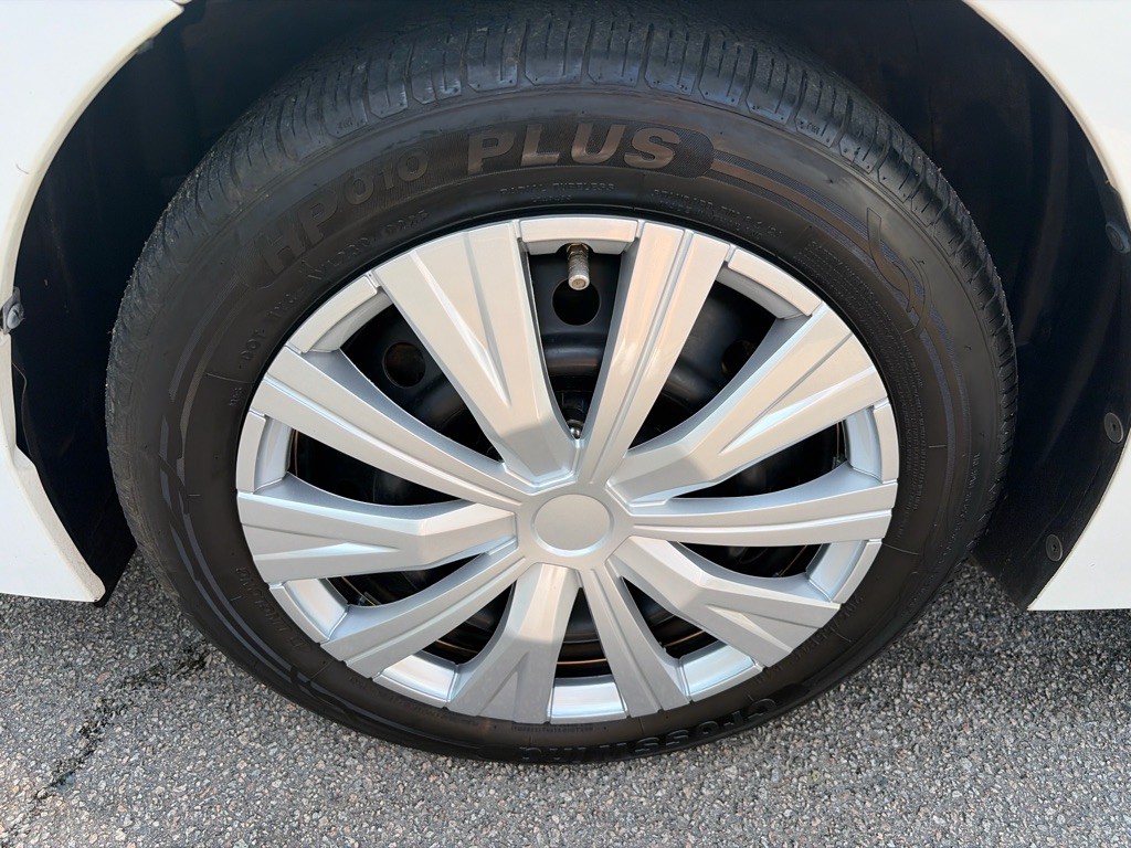 2017 Toyota Corolla Image 25