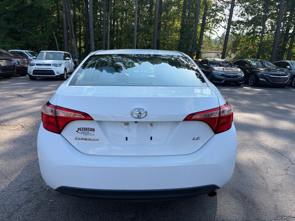 2017 Toyota Corolla Image 28