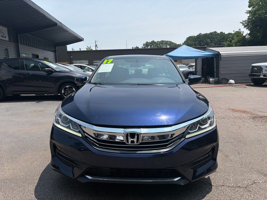 2017 Honda Accord Image 2