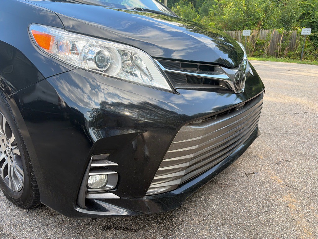 2020 Toyota Sienna Image 36
