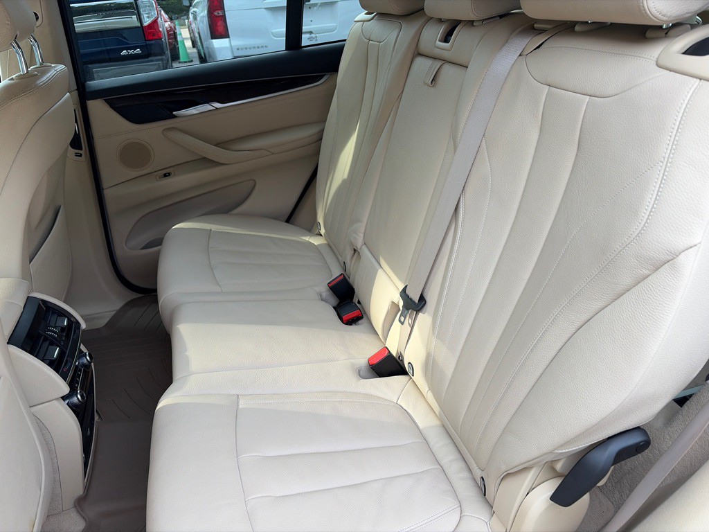 2015 BMW X5 Image 8