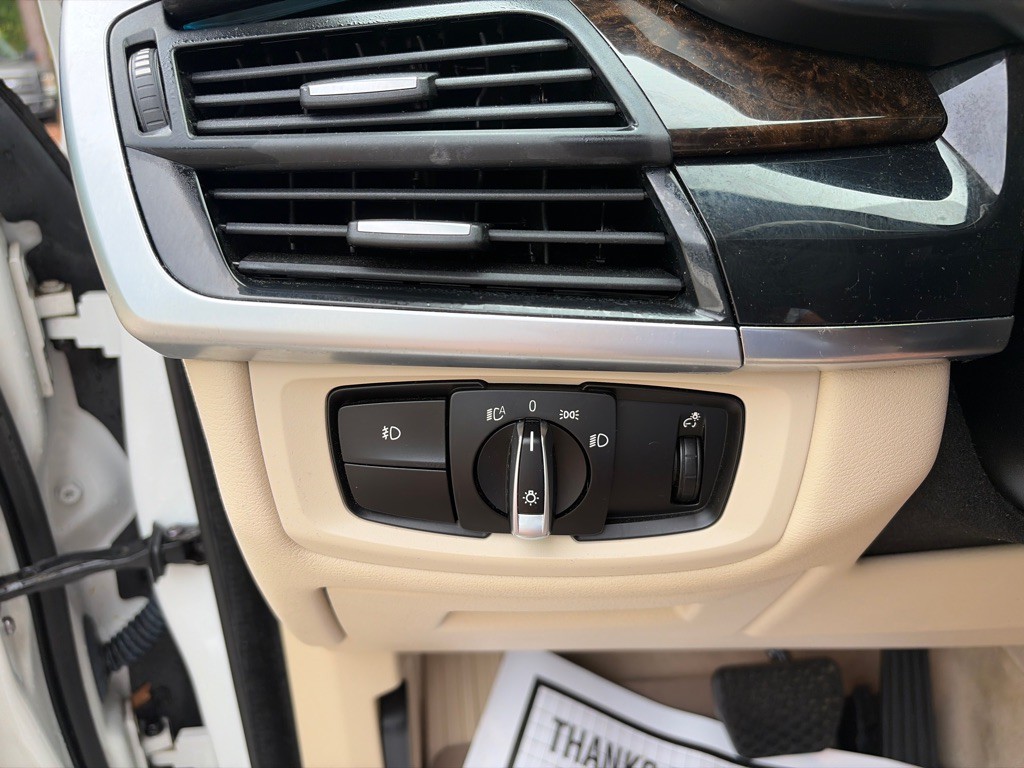 2015 BMW X5 Image 22