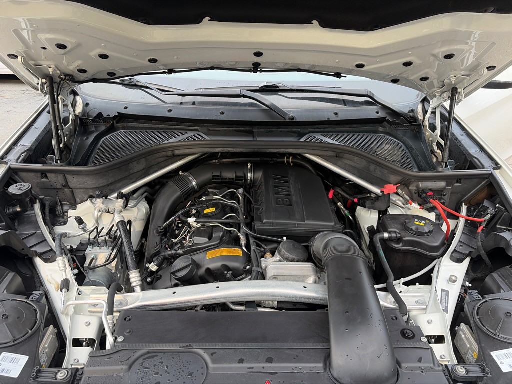 2015 BMW X5 Image 32