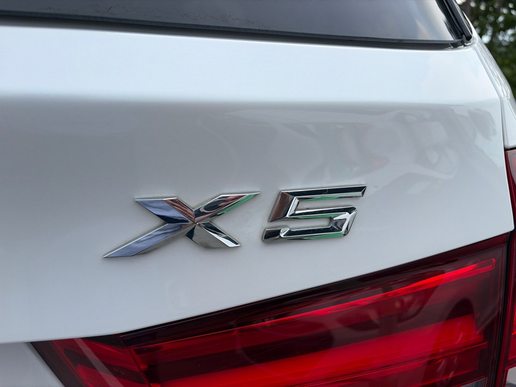 2015 BMW X5 Image 35