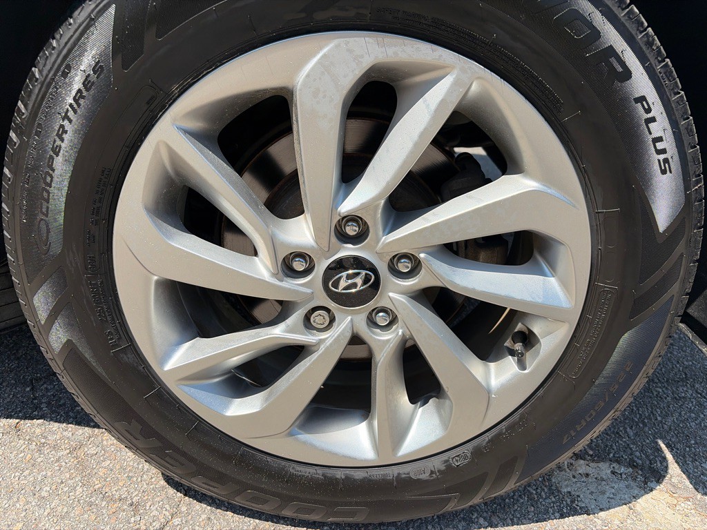 2016 Hyundai Tucson Image 25