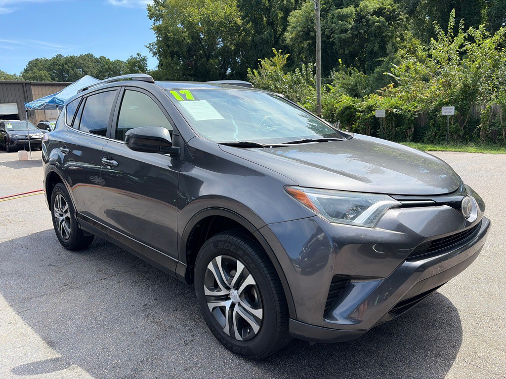2017 Toyota Rav4 Image 3