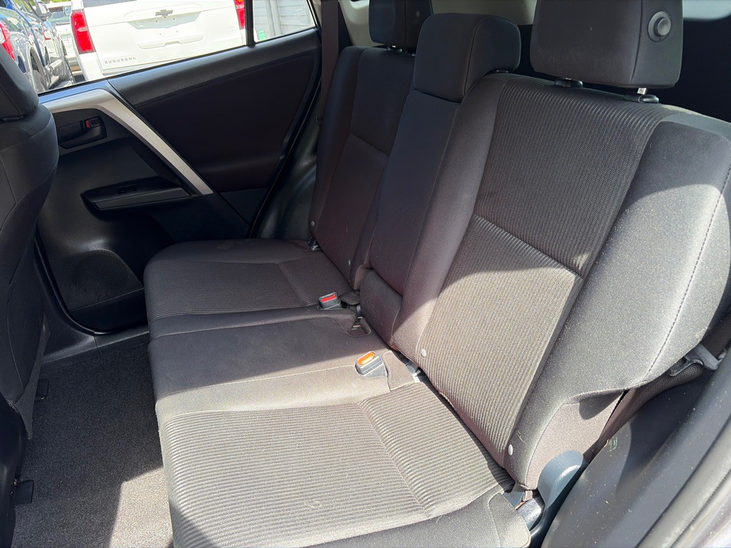 2017 Toyota Rav4 Image 8