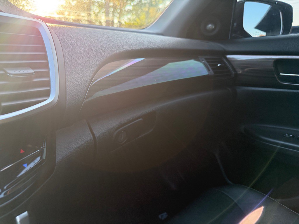 2017 Honda Accord Image 26