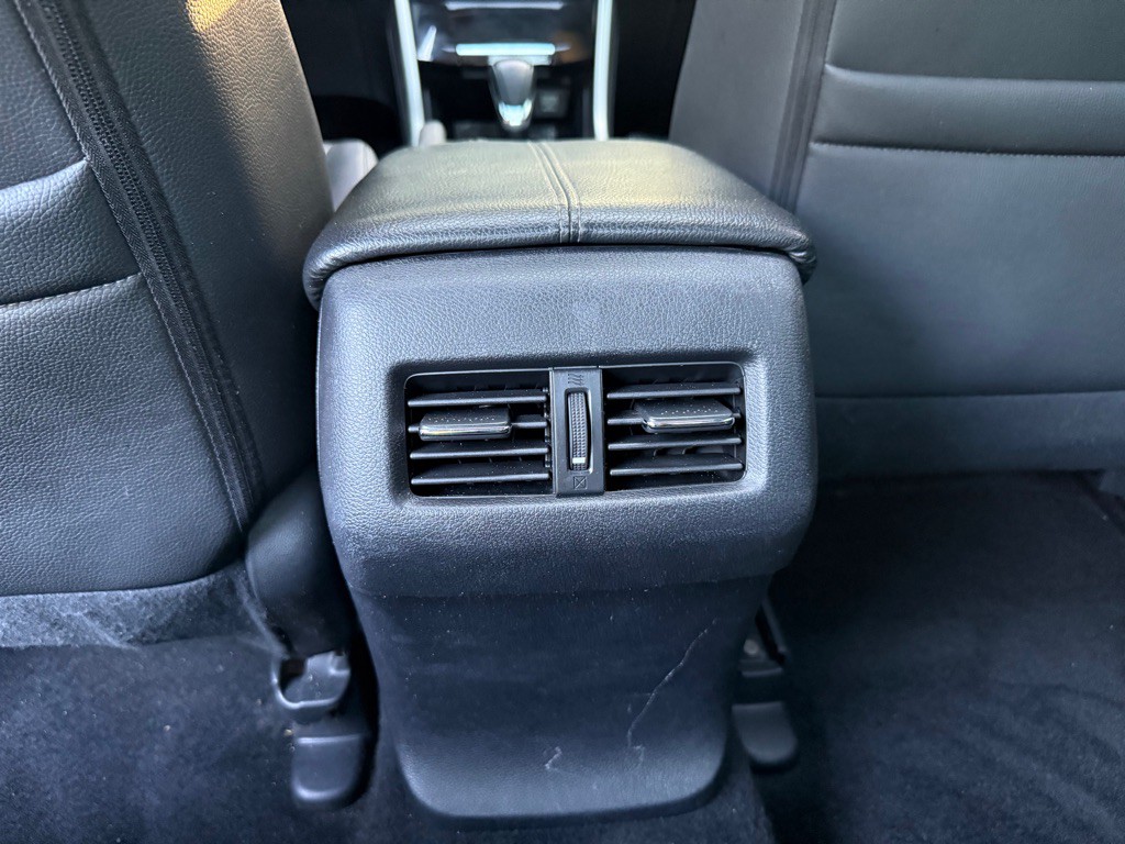 2017 Honda Accord Image 32