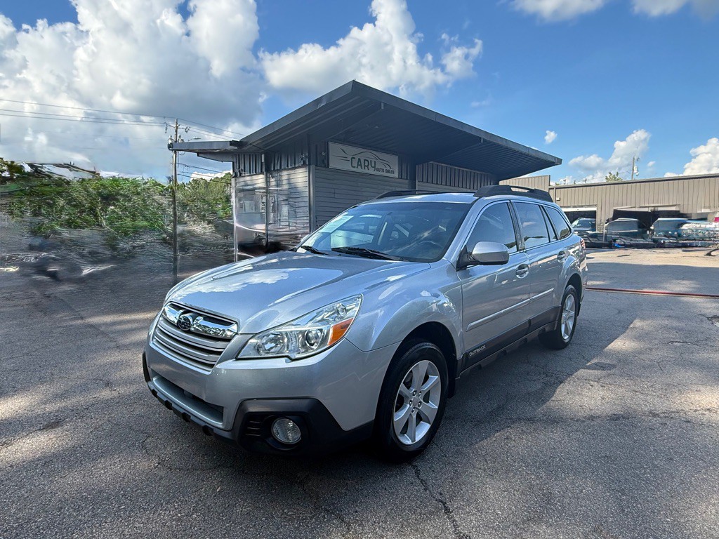 2014 Subaru Outback Image 1