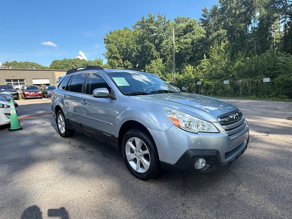 2014 Subaru Outback Image 4