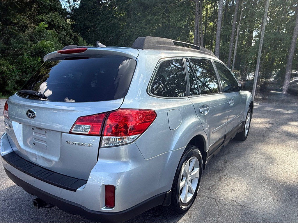 2014 Subaru Outback Image 6