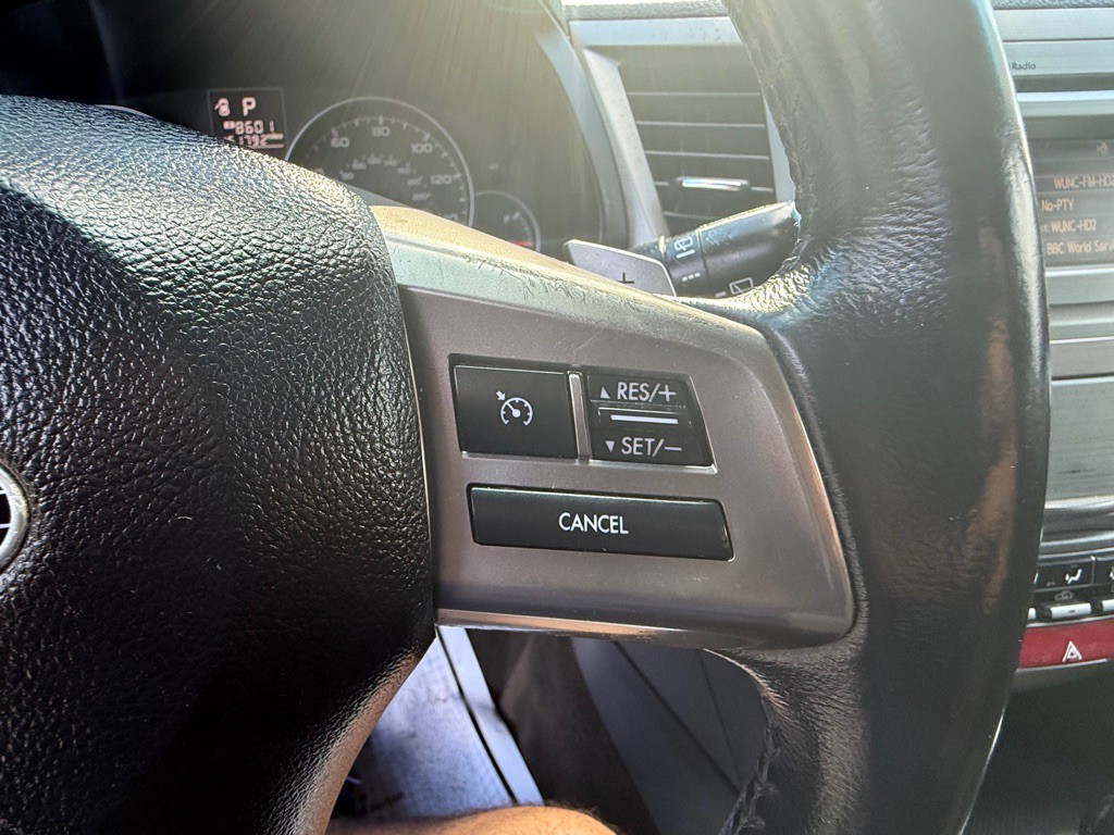 2014 Subaru Outback Image 18