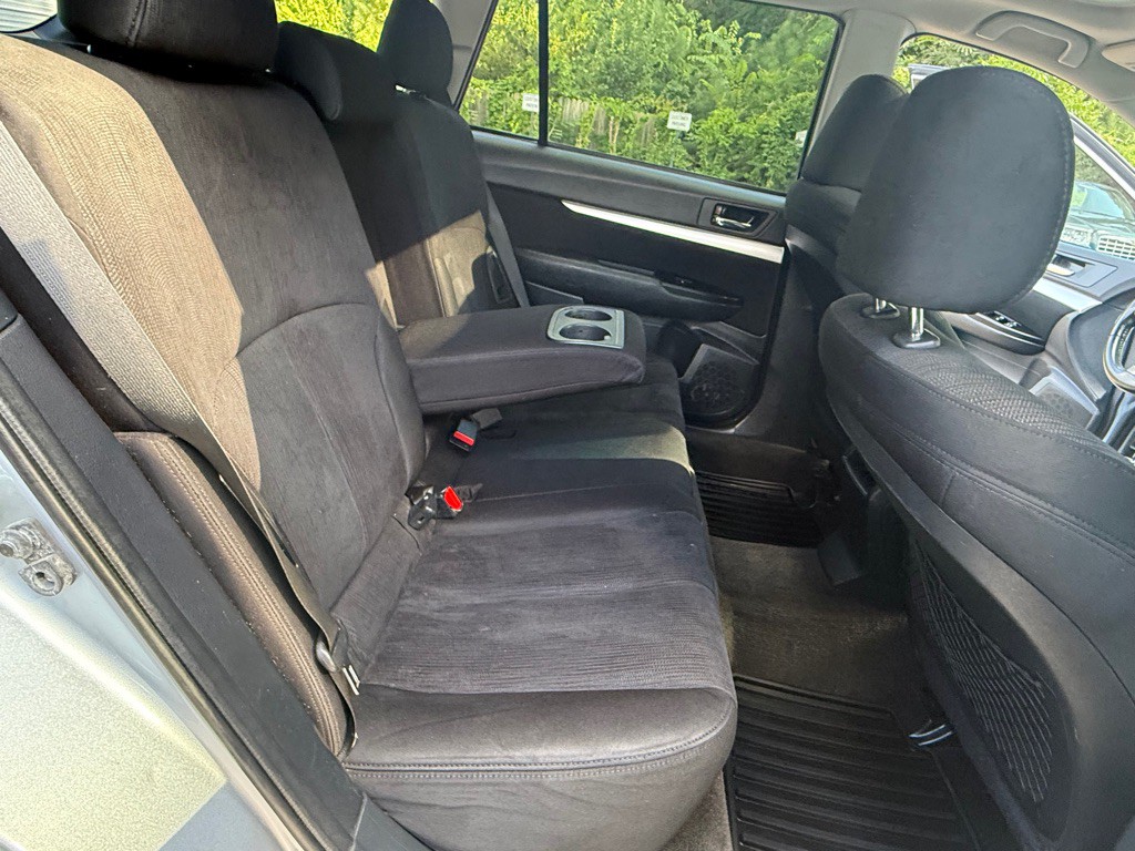 2014 Subaru Outback Image 32