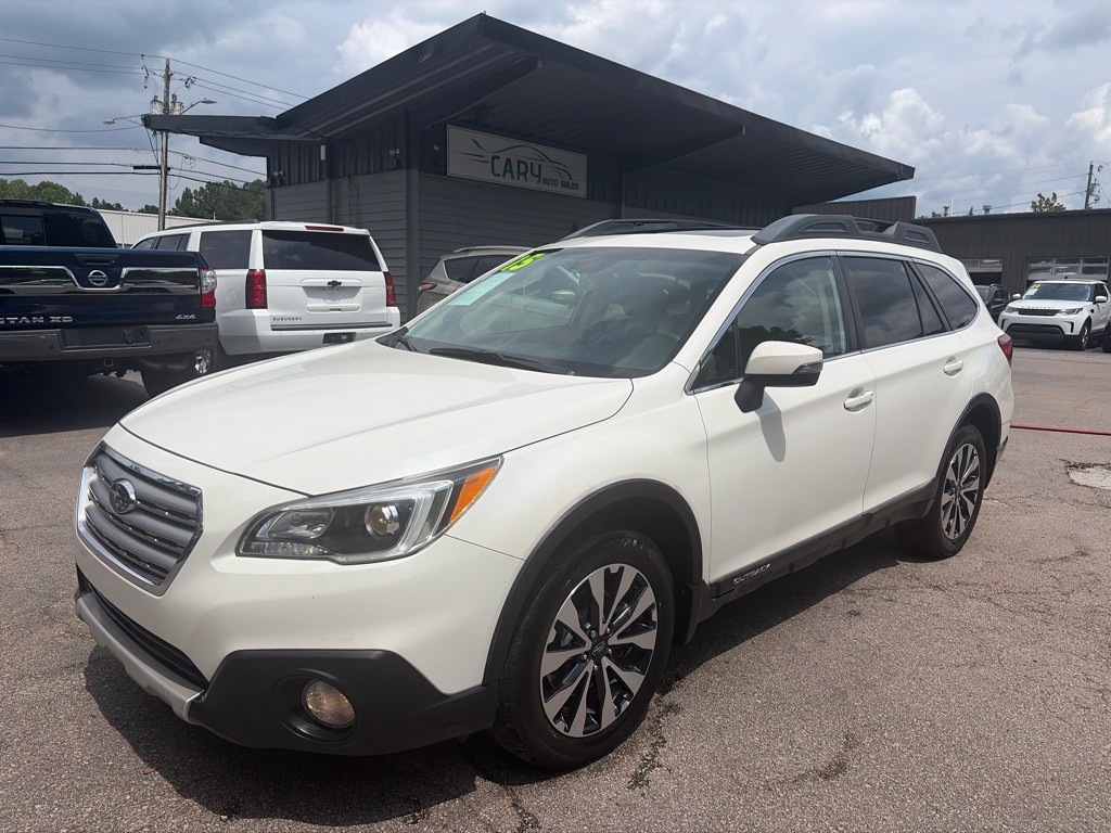 2015 Subaru Outback Image 1