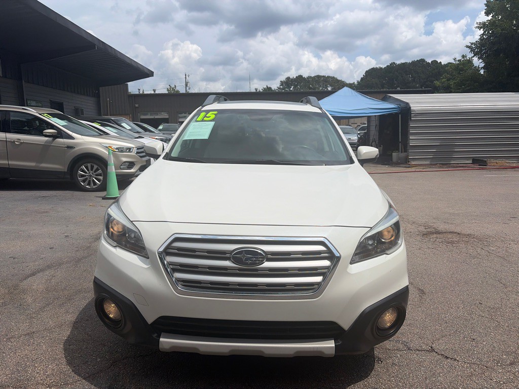 2015 Subaru Outback Image 2