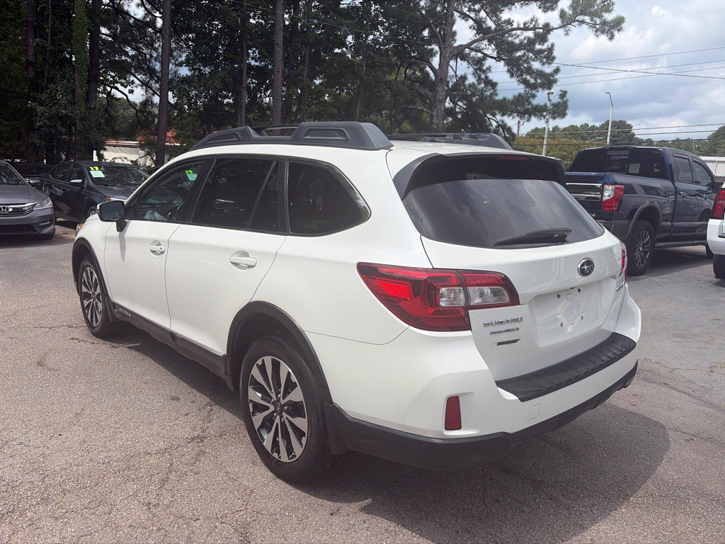 2015 Subaru Outback Image 6