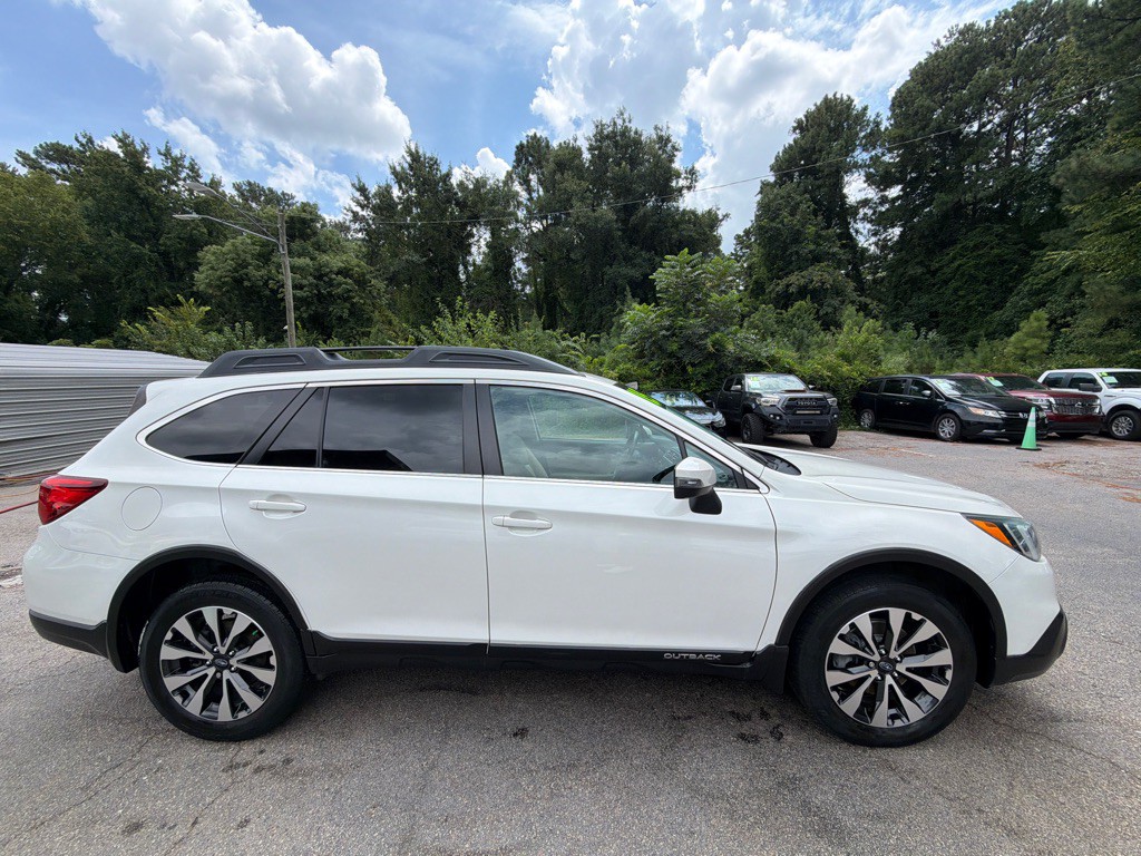 2015 Subaru Outback Image 8