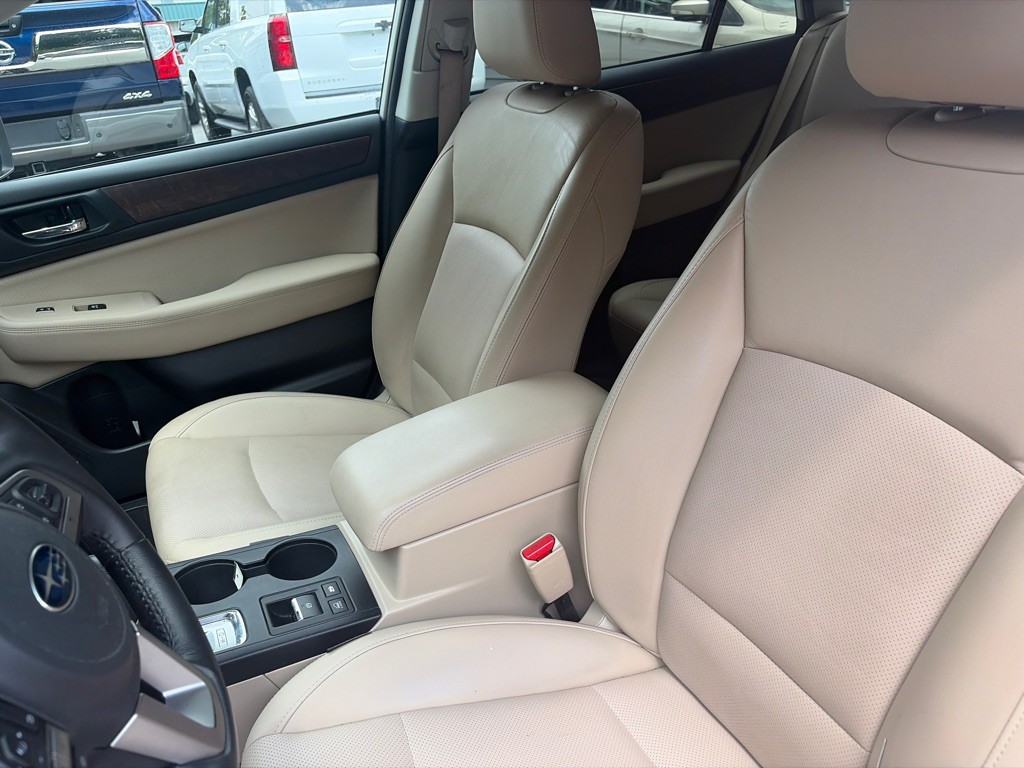 2015 Subaru Outback Image 9