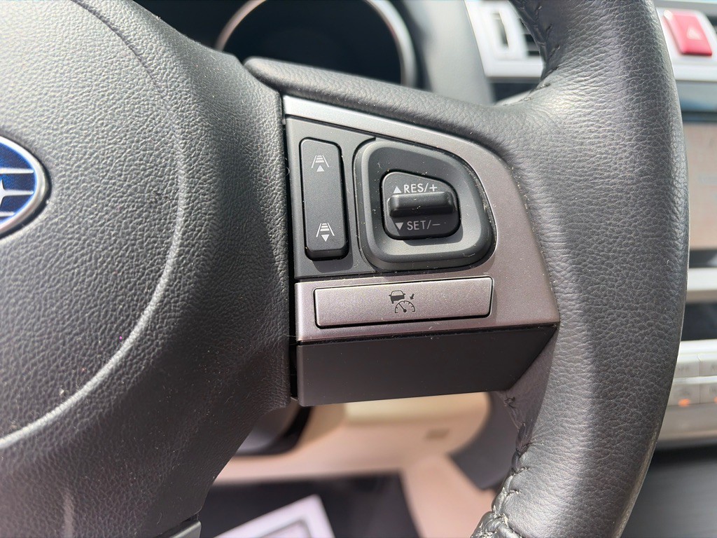 2015 Subaru Outback Image 15