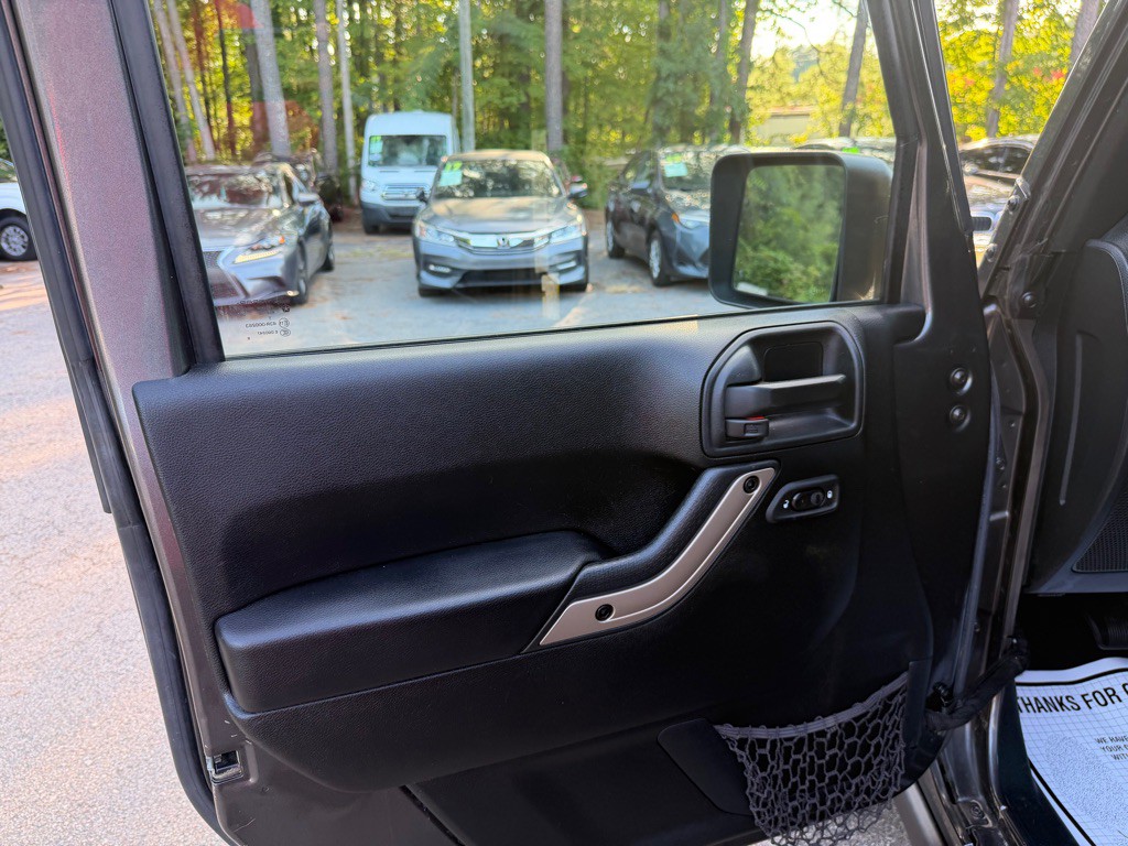 2016 Jeep Wrangler Unlimited Image 18
