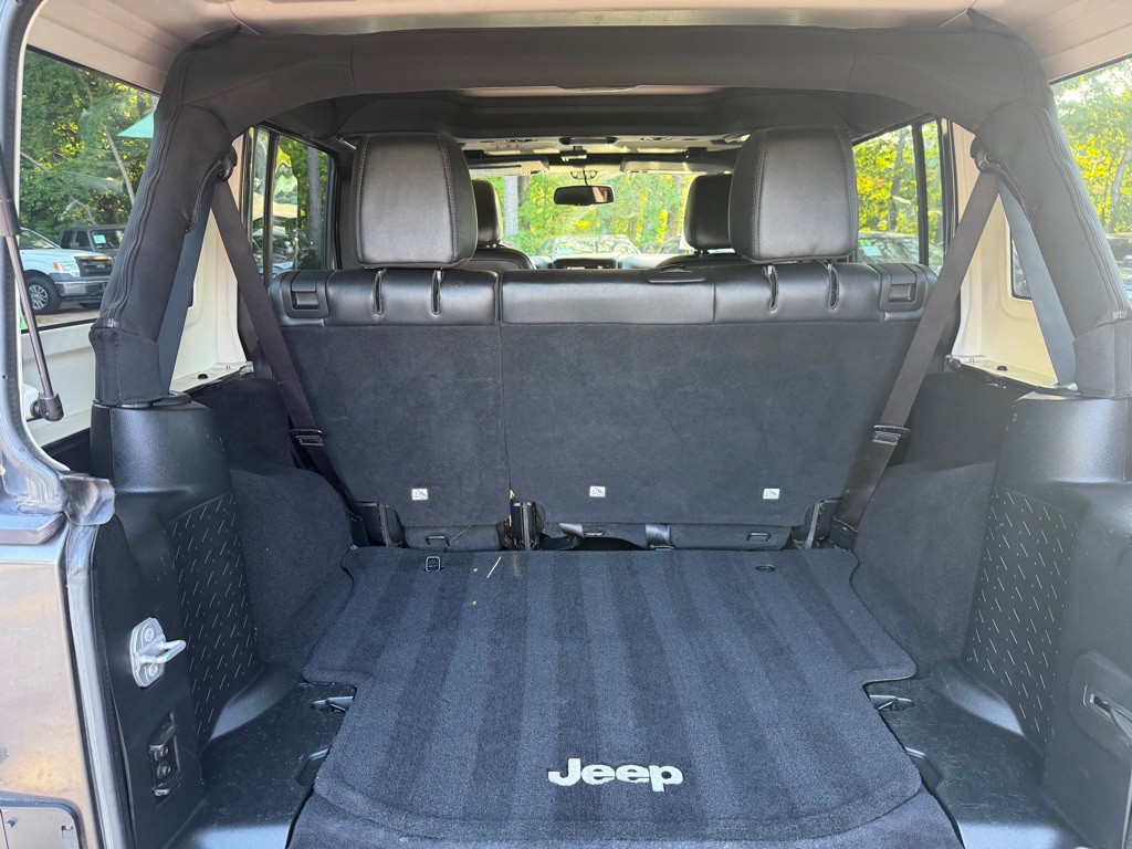 2016 Jeep Wrangler Unlimited Image 35