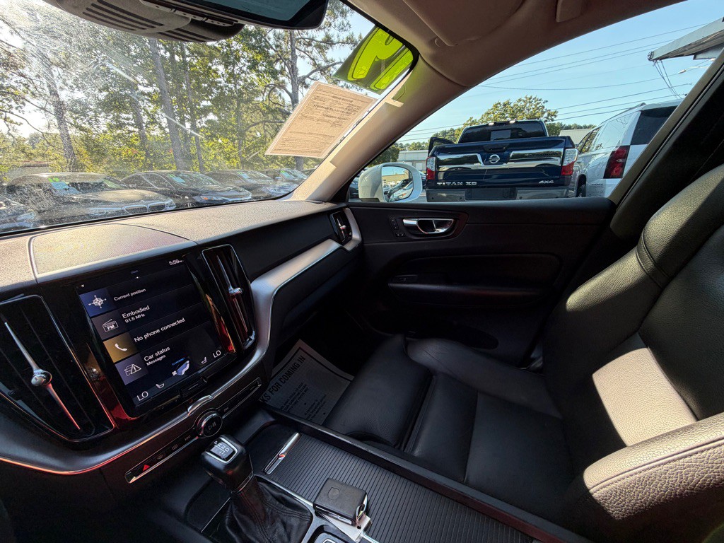 2019 Volvo XC60 Image 19