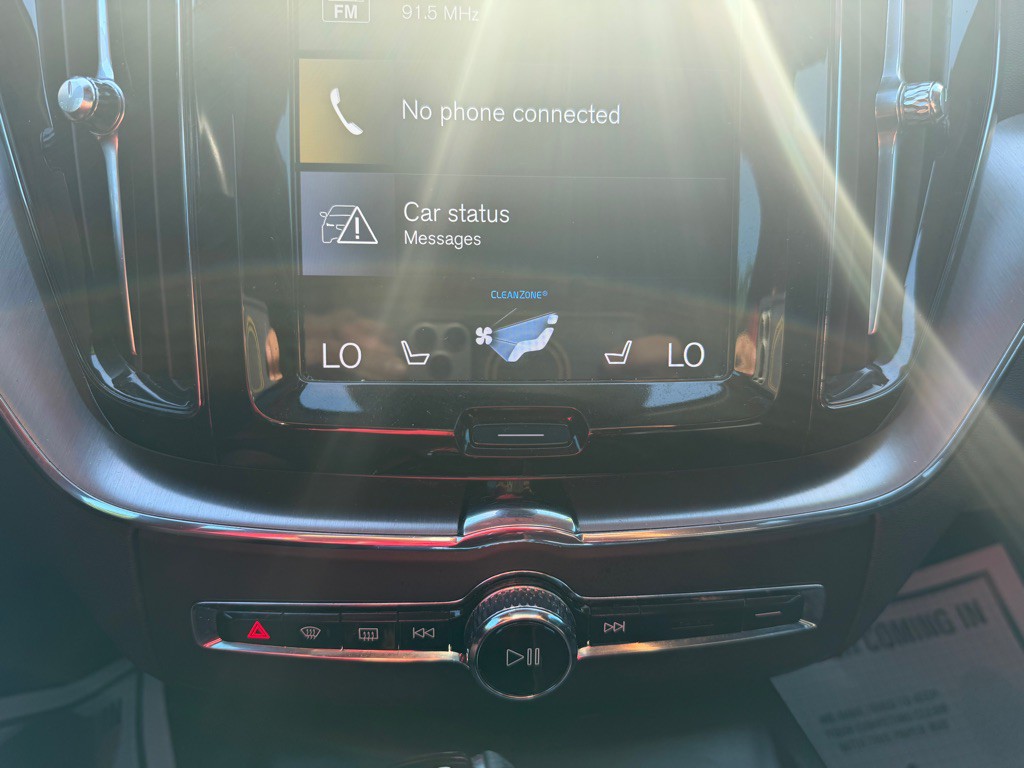 2019 Volvo XC60 Image 20