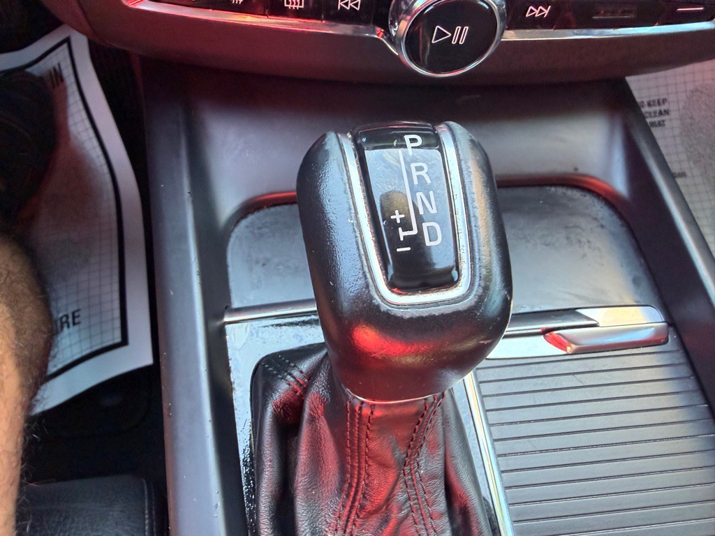 2019 Volvo XC60 Image 22