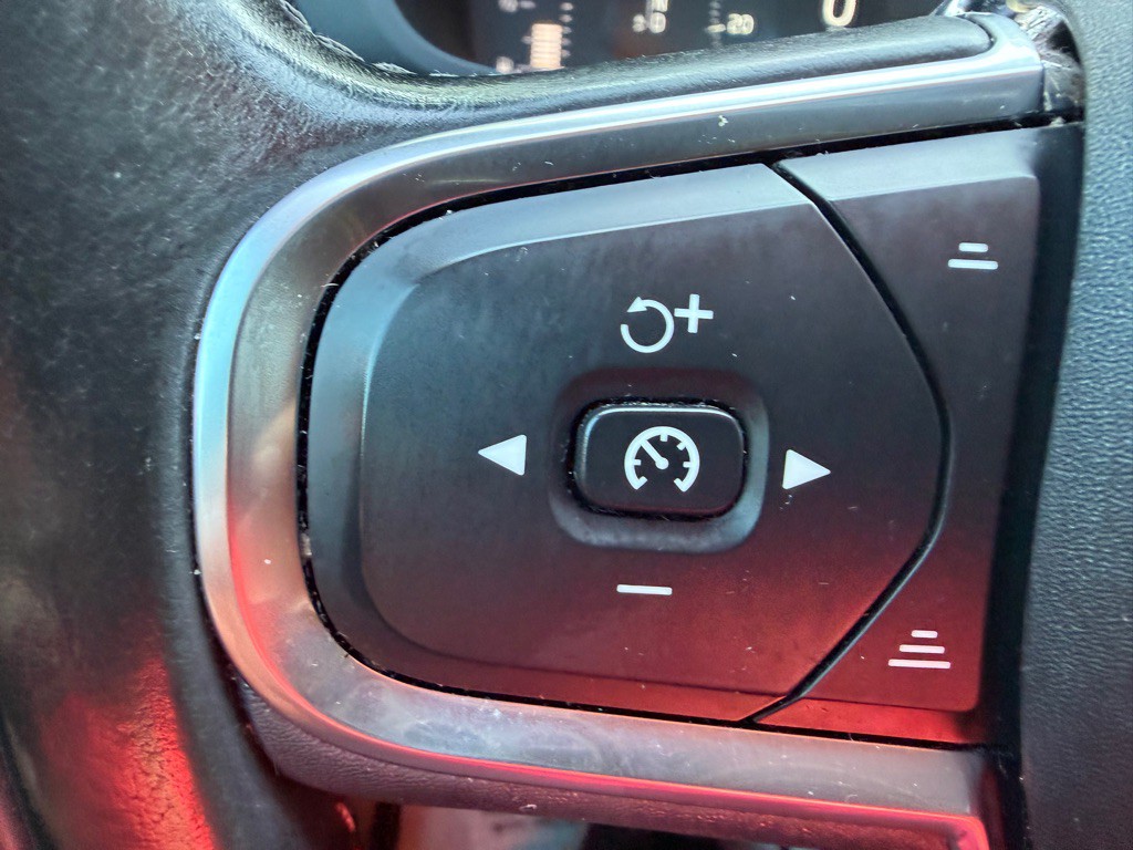2019 Volvo XC60 Image 25