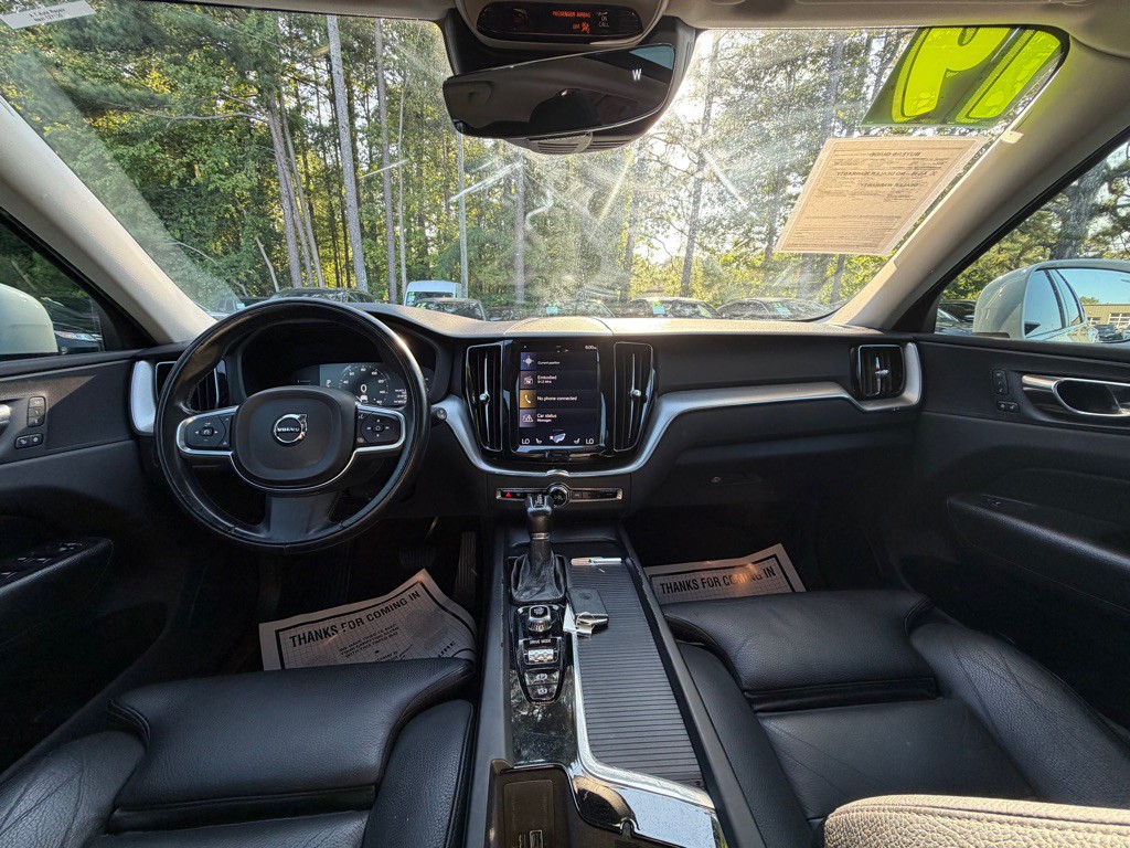 2019 Volvo XC60 Image 28